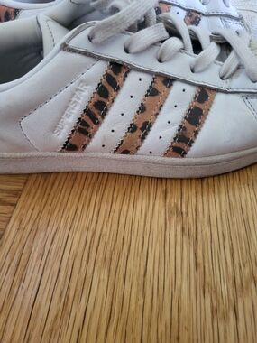 adidas Superstar Leopard